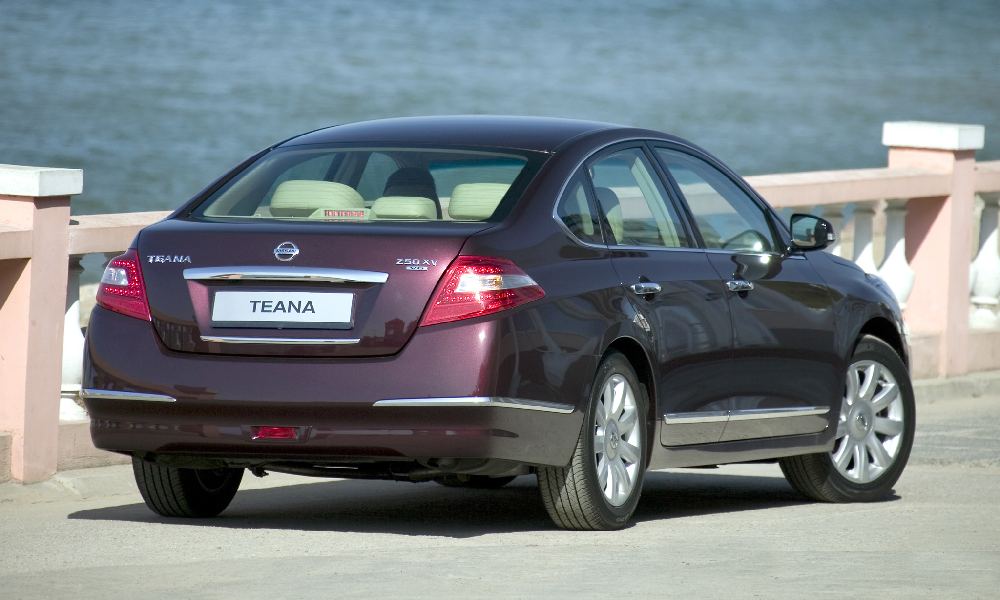 نیسان تیانا