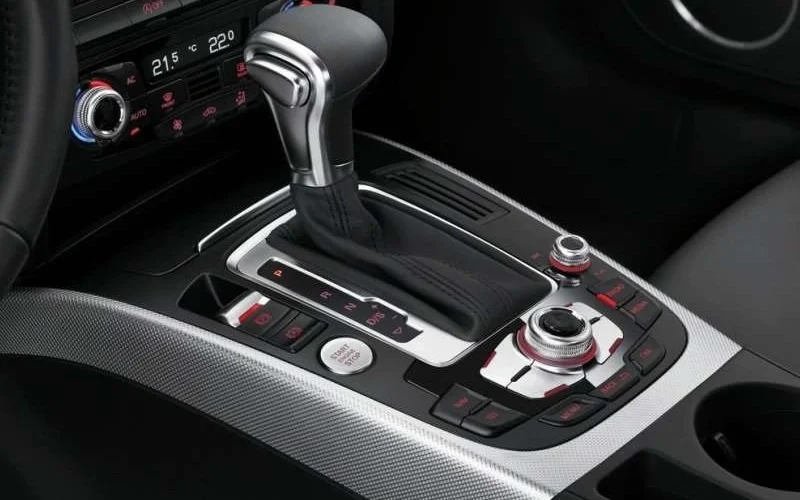 آیا استفاده از حالت دستی (تیپ‌ترونیک) در گیربکس‌های اتوماتیک به آن آسیب می‌رساند؟